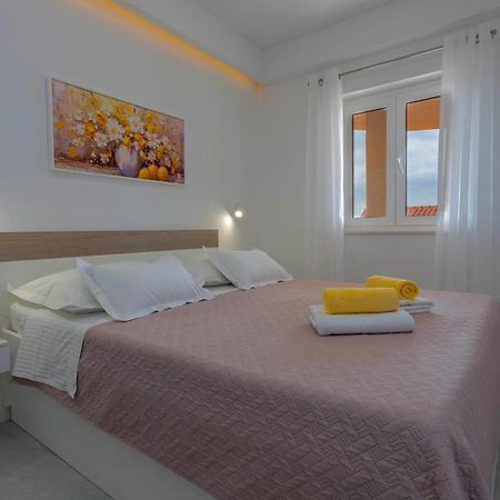 Apartments Tatjana Dominis Hvar Town Extérieur photo