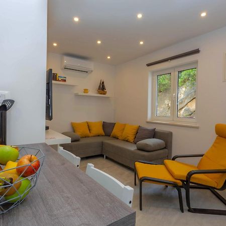 Apartments Tatjana Dominis Hvar Town Extérieur photo