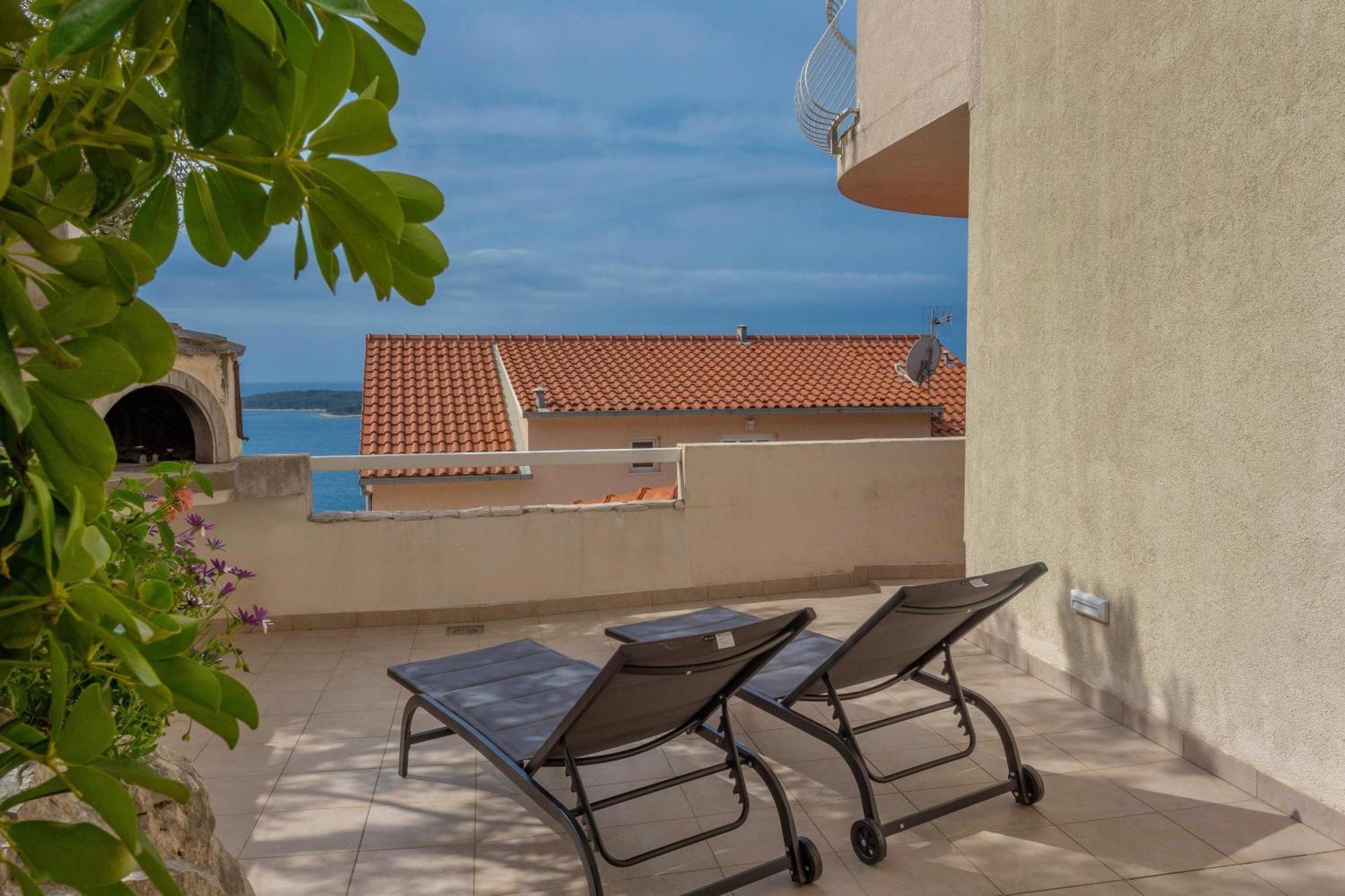 Apartments Tatjana Dominis Hvar Town Chambre photo